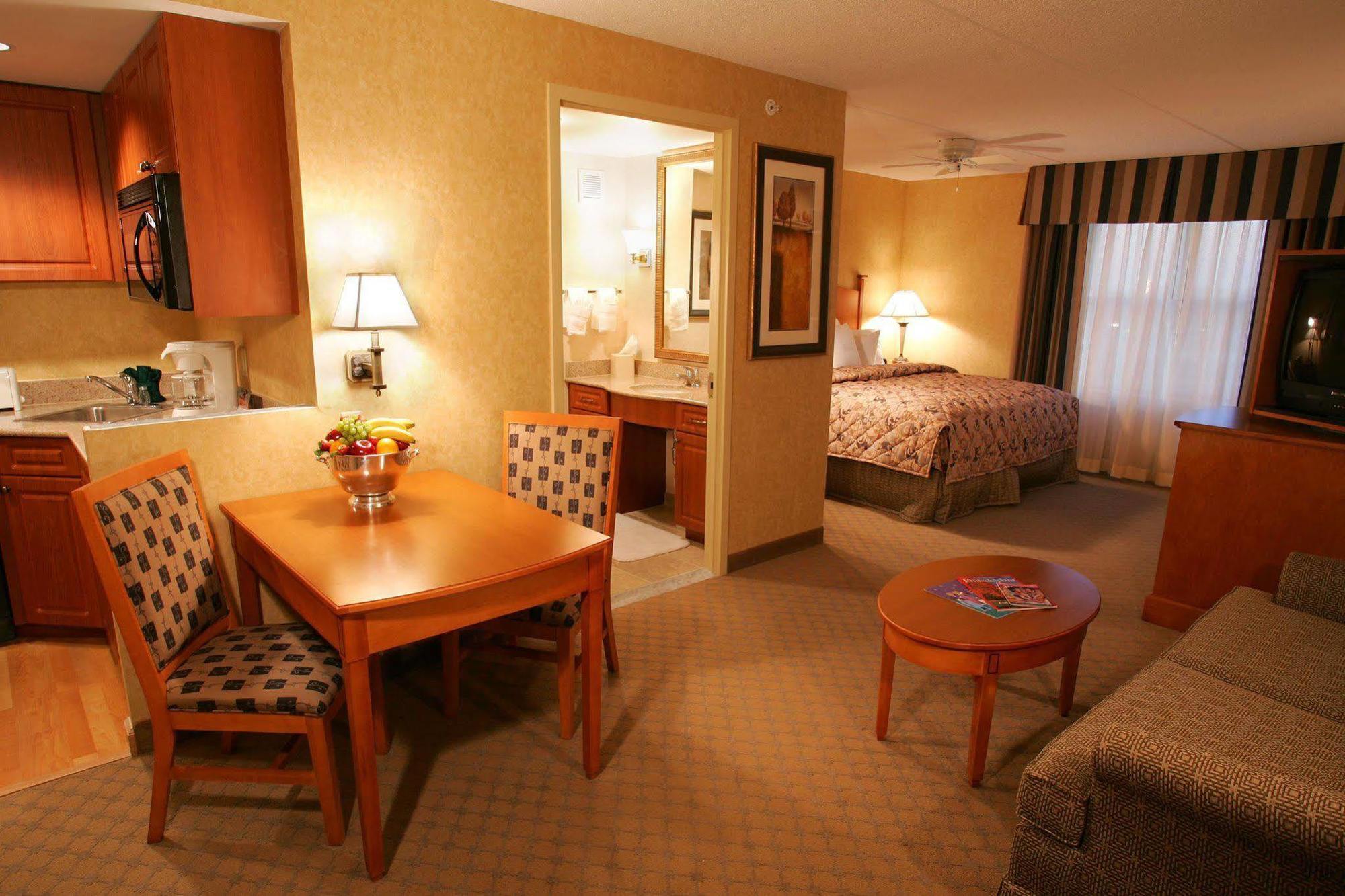 Homewood Suites By Hilton Philadelphia-City Avenue Room photo