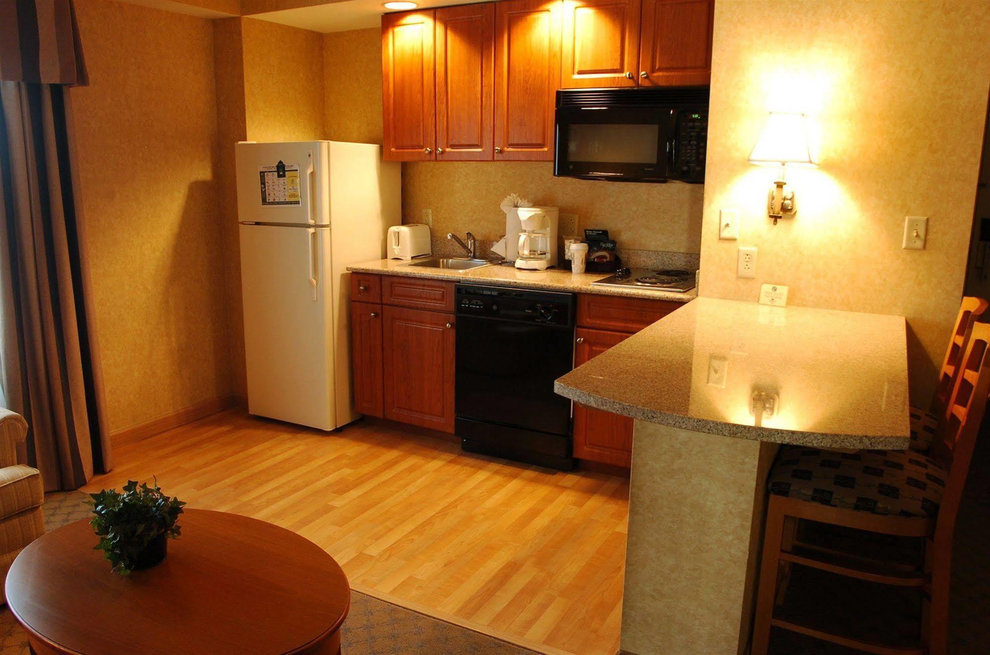 Homewood Suites By Hilton Philadelphia-City Avenue Exterior photo